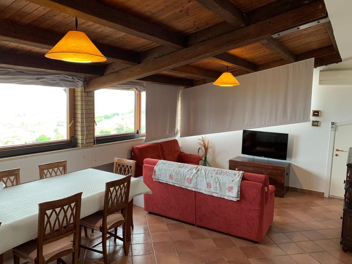 Casa Di Mary Appartement Grottammare Buitenkant foto